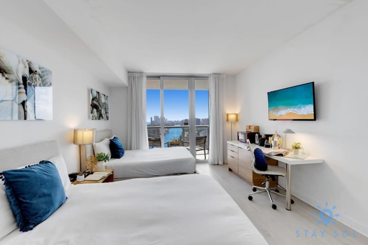 Amenities Balcony W Stunning Views-Beachfront Hallandale Beach Exteriér fotografie