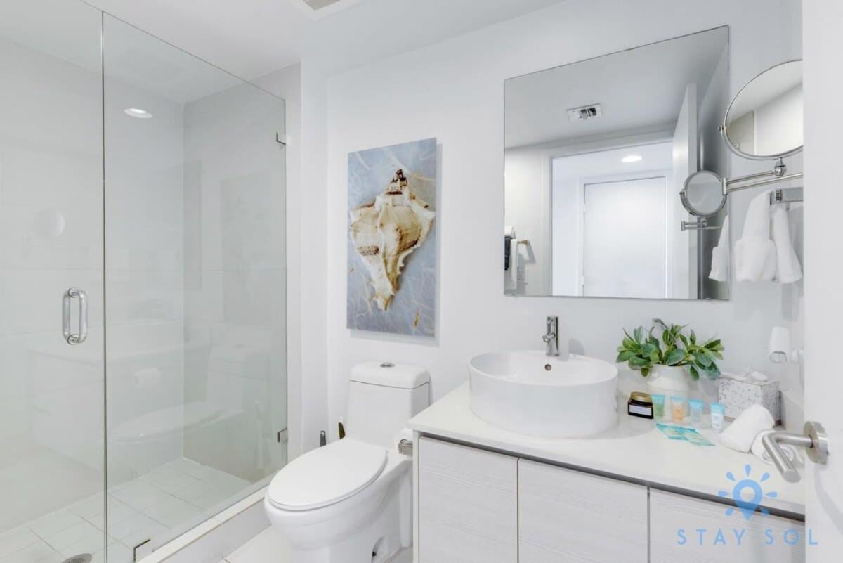 Amenities Balcony W Stunning Views-Beachfront Hallandale Beach Exteriér fotografie