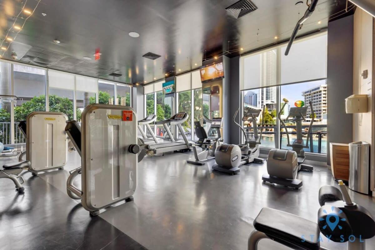 Amenities Balcony W Stunning Views-Beachfront Hallandale Beach Exteriér fotografie