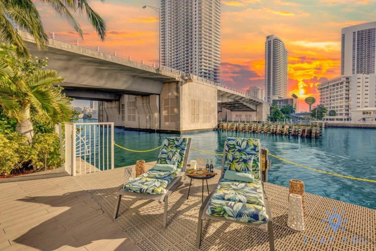 Amenities Balcony W Stunning Views-Beachfront Hallandale Beach Exteriér fotografie
