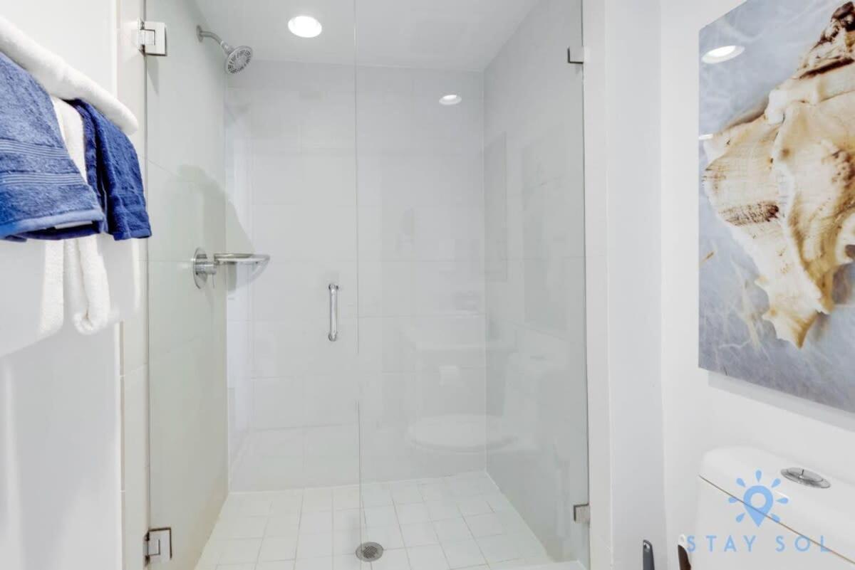 Amenities Balcony W Stunning Views-Beachfront Hallandale Beach Exteriér fotografie