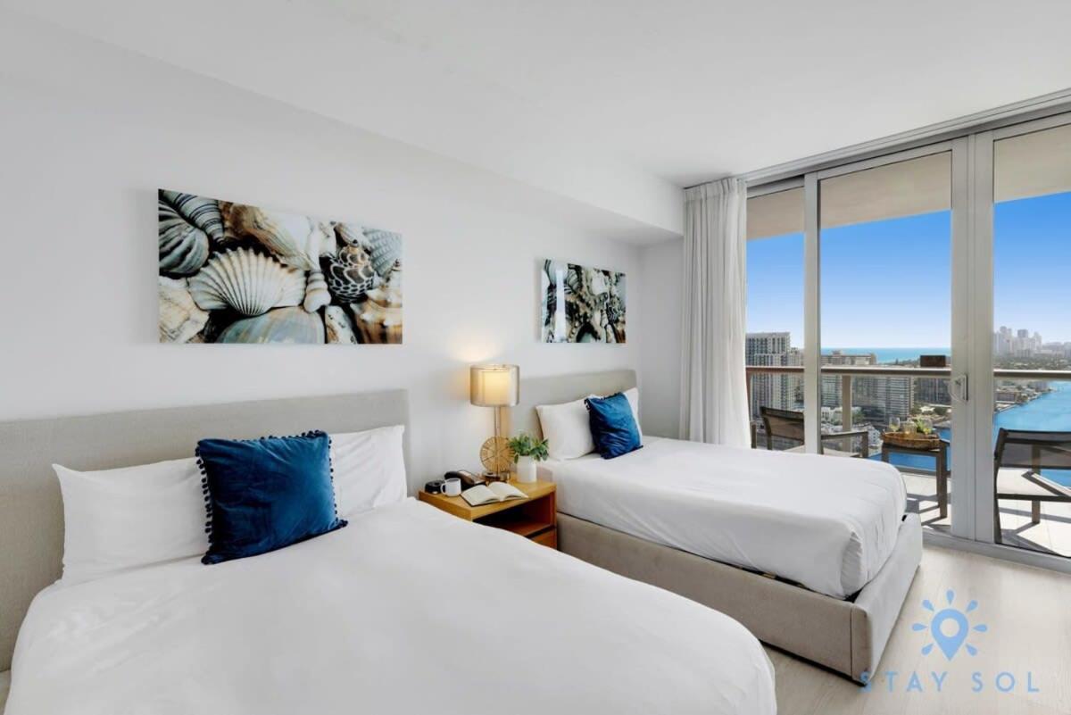 Amenities Balcony W Stunning Views-Beachfront Hallandale Beach Exteriér fotografie